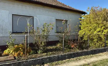 Eladó családi ház, Abádszalók 3 szoba 100 m² 14.9 M Ft Eladó családi ház, Abádszalók 3 szoba 100 m² 14.9 M Ft