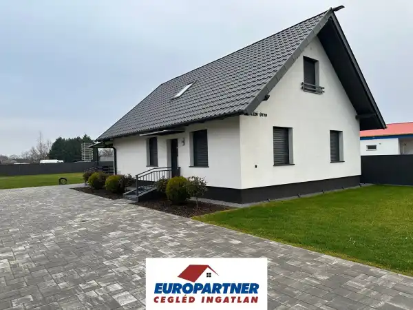 Eladó családi ház, Abony 3 szoba 112 m² 108 M Ft + Áfa