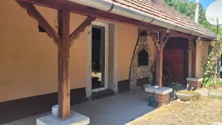 eladó családi ház, Albertirsa