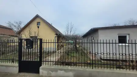eladó családi ház, Albertirsa