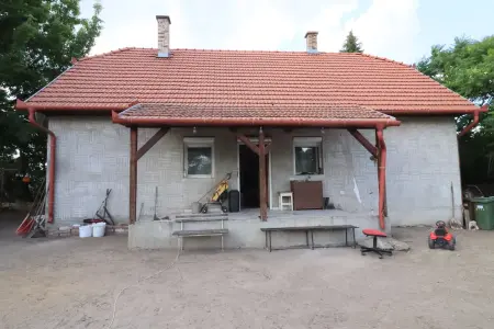 Eladó családi ház, Albertirsa 2+2 szoba 71 m² 69 M Ft