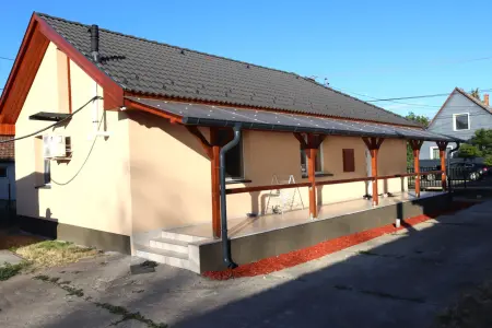 eladó családi ház, Albertirsa