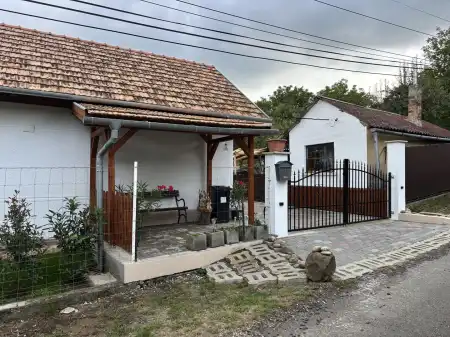 eladó családi ház, Alsópetény