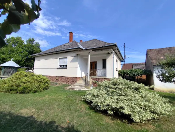 Eladó családi ház, Bajánsenye 3 szoba 95 m² 39 M Ft
