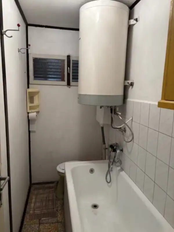 Eladó családi ház, Balaton 1+1 szoba 38 m² 38.49 M Ft