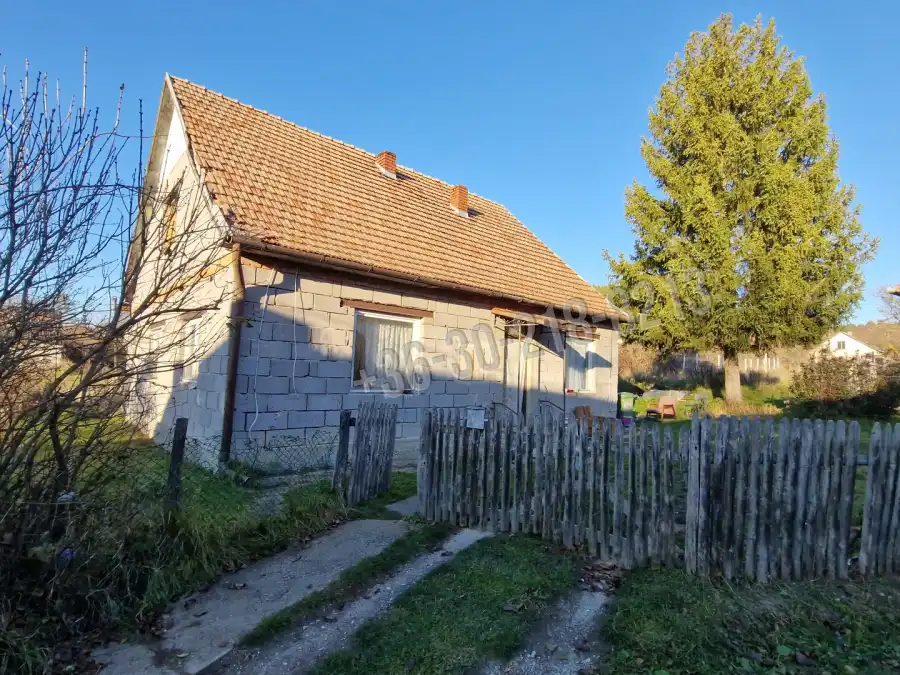 eladó családi ház, Balaton