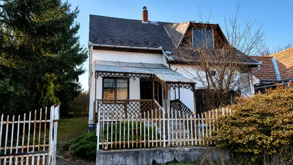 Eladó családi ház, Bátonyterenye 5 szoba 117 m² 14.9 M Ft