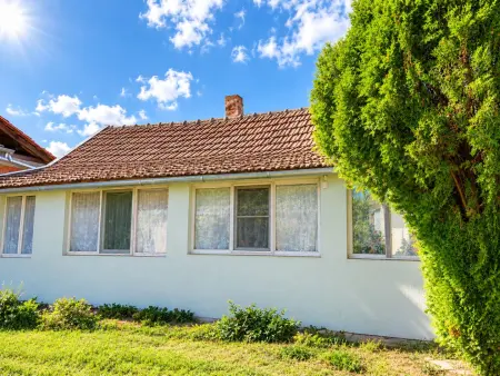 Eladó családi ház, Békéscsaba 2 szoba 72 m² 14.9 M Ft