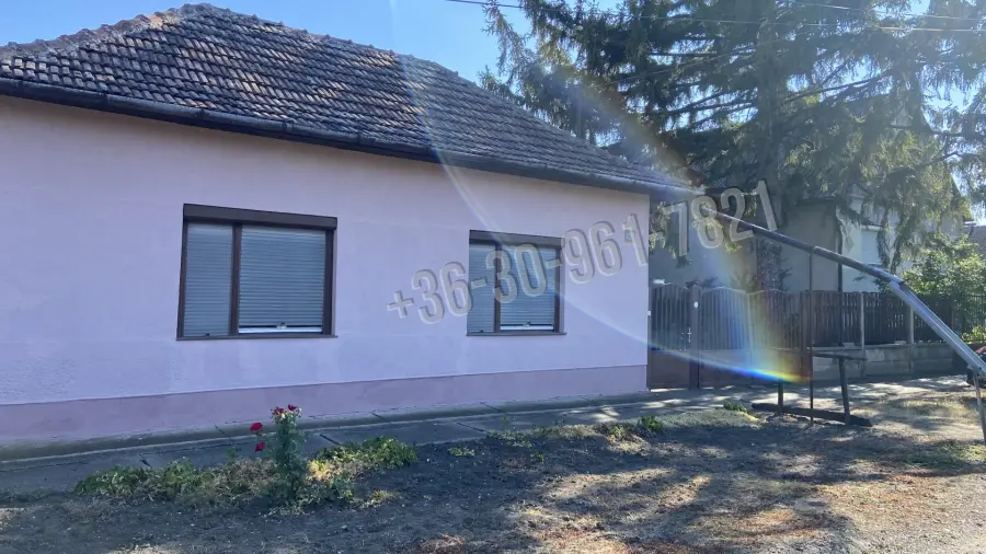 eladó családi ház, Bélmegyer