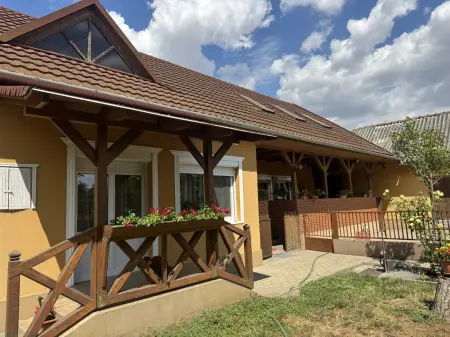 eladó családi ház, Boconád