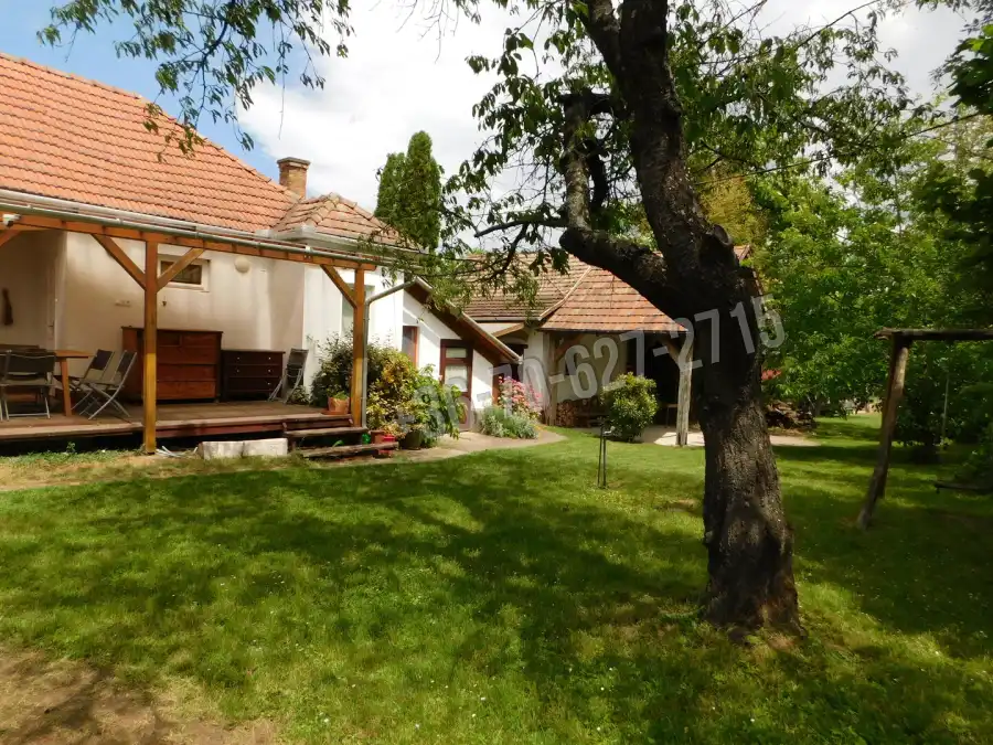 eladó családi ház, Bodony