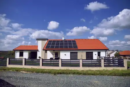 Eladó családi ház, Boncodfölde 4 szoba 255 m² 178 M Ft
