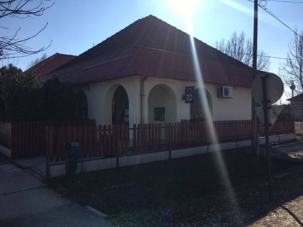 eladó családi ház, Bucsa