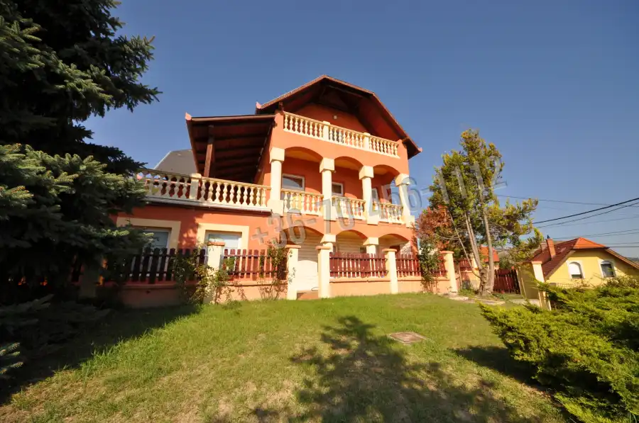 eladó családi ház, Budaörs