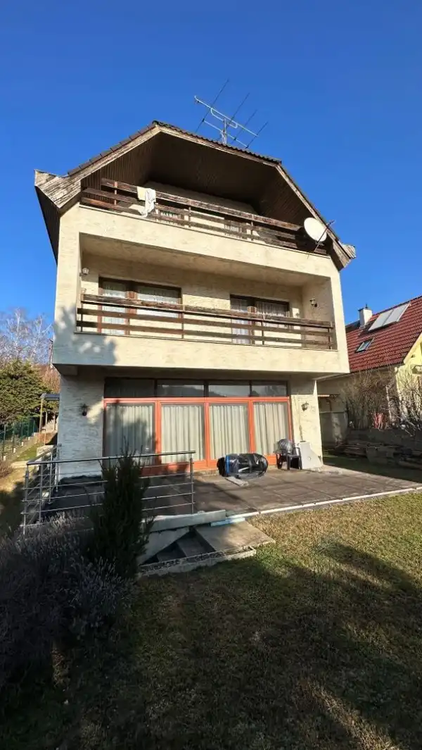 Eladó családi ház, Budapest, II. kerület 8 szoba 286 m² 199 M Ft