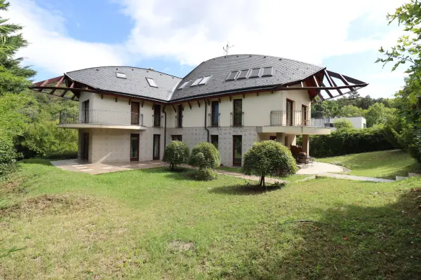 Eladó családi ház, Budapest, II. kerület 8 szoba 552 m² 499 M Ft