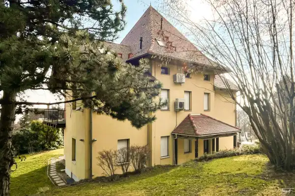 Eladó családi ház, Budapest, XII. kerület 6+2 szoba 749 M Ft
