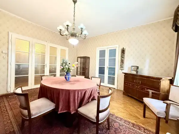 Eladó családi ház, Budapest, XIV. kerület 14 szoba 690 m² 620 M Ft