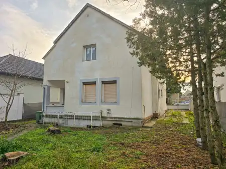 Eladó családi ház, Budapest, XVI. kerület 6 szoba 160 m² 138 M Ft