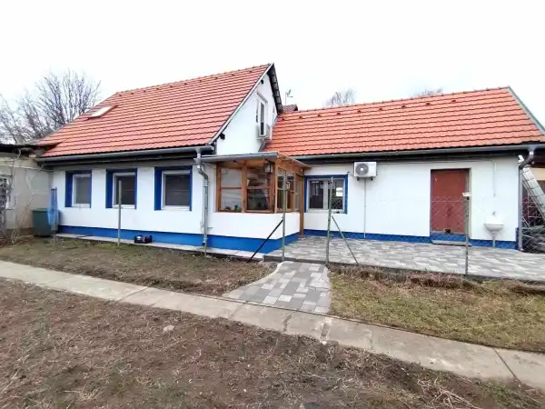 Eladó családi ház, Budapest, XVIII. kerület 7 szoba 166 m² 116.9 M Ft