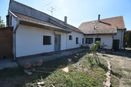 Eladó családi ház, Budapest, XVIII. kerület 3+1 szoba 111 m² 89 M Ft