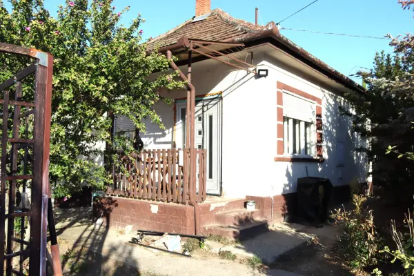 Eladó családi ház, Ceglédbercel 2 szoba 54 m² 53 M Ft