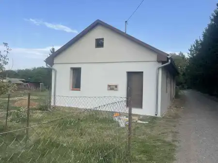 eladó családi ház, Csesztve