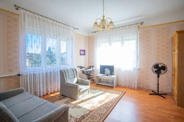 Eladó családi ház, Csömör 4 szoba 175 m² 115 M Ft