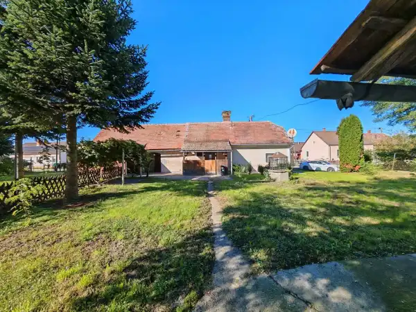 Eladó családi ház, Csörötnek 1 szoba 40 m² 13.9 M Ft