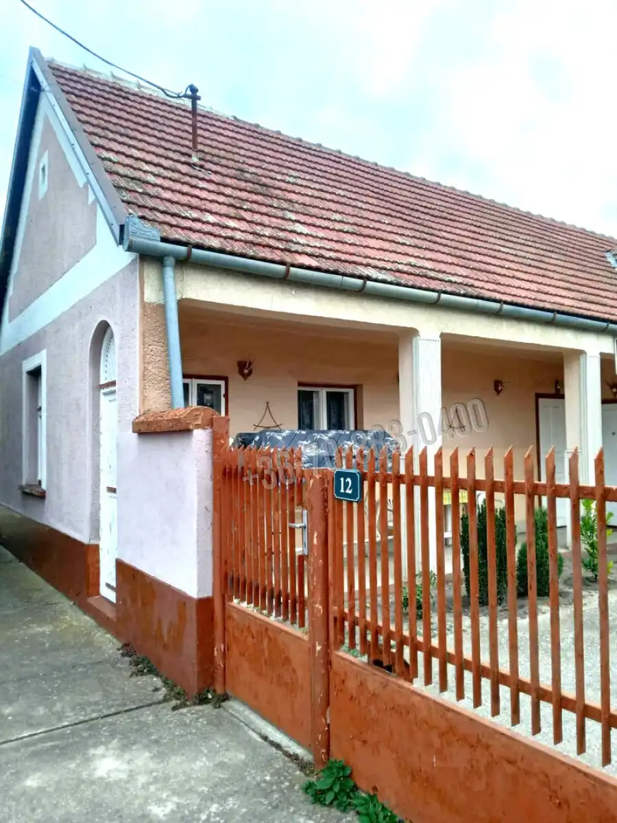 eladó családi ház, Dabas