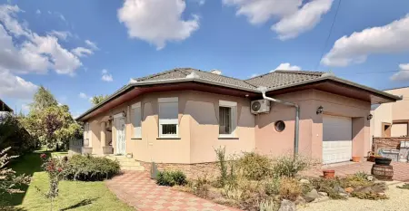 Eladó családi ház, Dabas 4 szoba 160 m² 158 M Ft