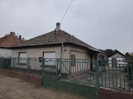 Eladó családi ház, Dabas 2 szoba 69 m² 59.8 M Ft