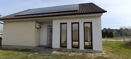 eladó családi ház, Dabas