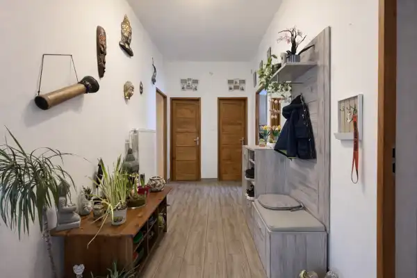 Eladó családi ház, Dány 4 szoba 179 m² 95 M Ft