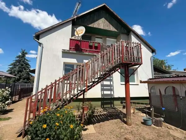 Eladó családi ház, Debrecen 4 szoba 175 m² 92.9 M Ft