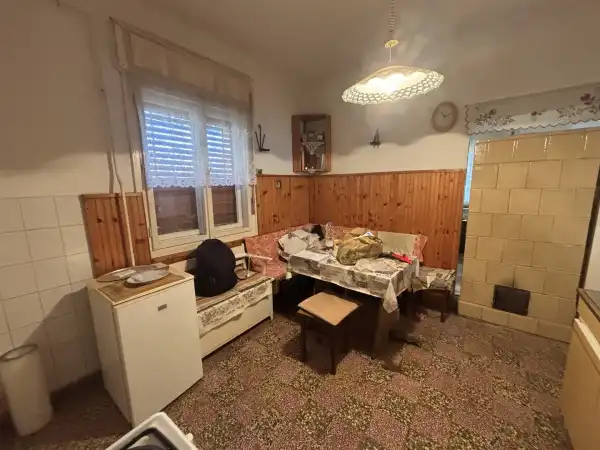Eladó családi ház, Diósjenő 2+1 szoba 80 m² 42 M Ft