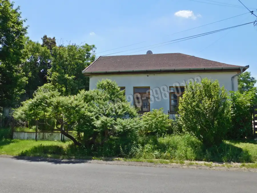 eladó családi ház, Diósjenő