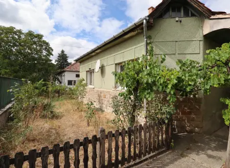 Eladó családi ház, Diósjenő 3 szoba 102 m² 39.9 M Ft