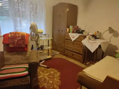 Eladó családi ház, Dorogháza 2 szoba 80 m² 10 M Ft