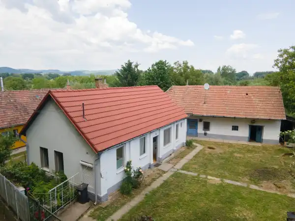 Eladó családi ház, Drégelypalánk 1 szoba 43 m² 16.5 M Ft