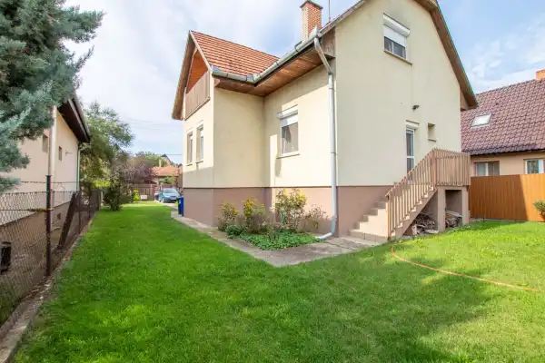 Eladó családi ház, Dunaharaszti 5 szoba 134 m² 125 M Ft