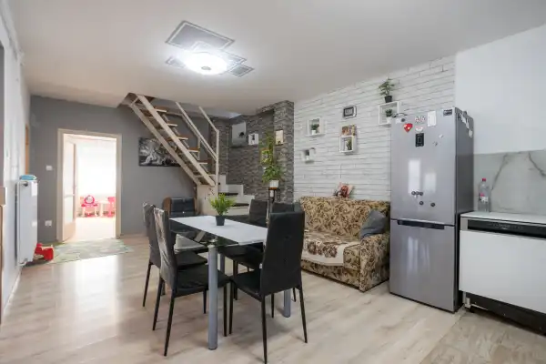 Eladó családi ház, Dunaharaszti 6 szoba 122 m² 79.8 M Ft