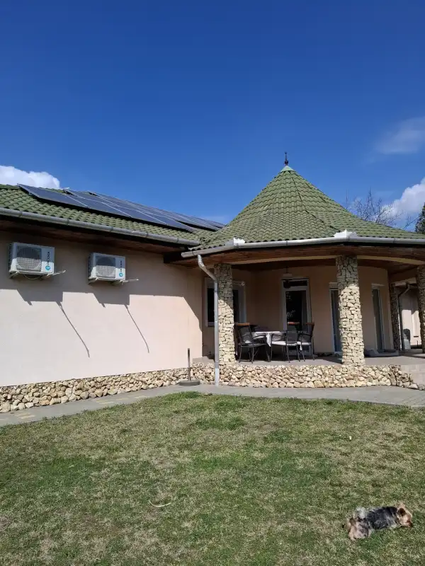 Eladó családi ház, Dunaújváros 3 szoba 145 m² 145 M Ft