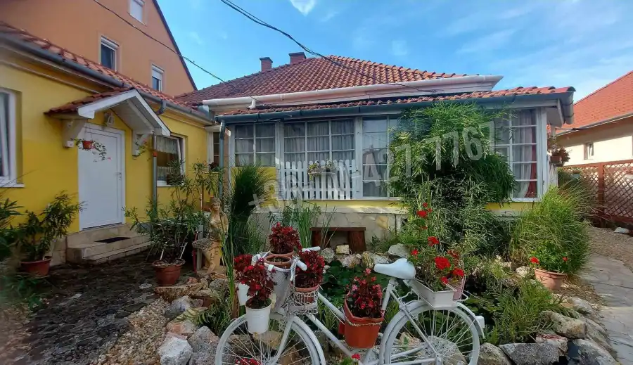 eladó családi ház, Eger