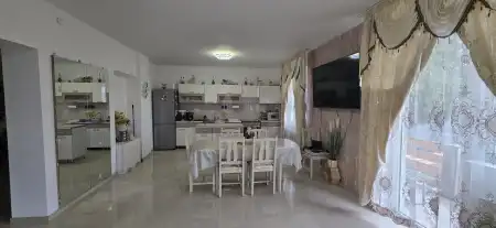 Eladó családi ház, Ercsi 5+1 szoba 160 m² 49 M Ft