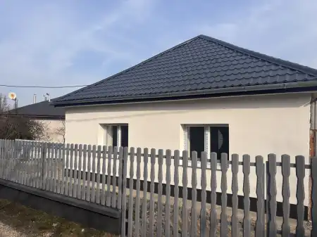 eladó családi ház, Ercsi