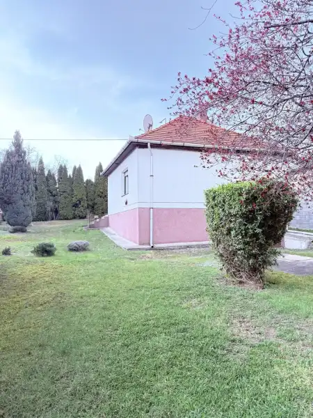 Eladó családi ház, Érd 2 szoba 60 m² 89 M Ft
