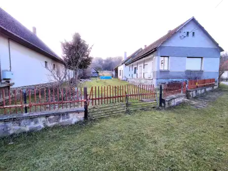 eladó családi ház, Erdősmecske