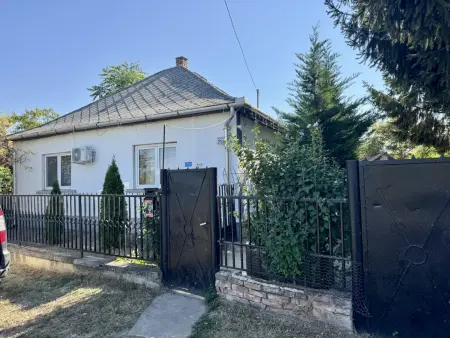 Eladó családi ház, Erdőtelek 3+1 szoba 110 m² 16.5 M Ft