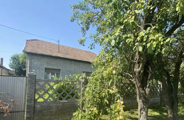 Eladó családi ház, Érsekvadkert 4 szoba 120 m² 23.9 M Ft